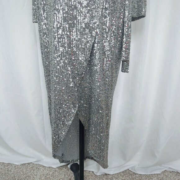 Halston Silver Sequin Dress 6 Small Wrap Midi - Picture 6 of 15